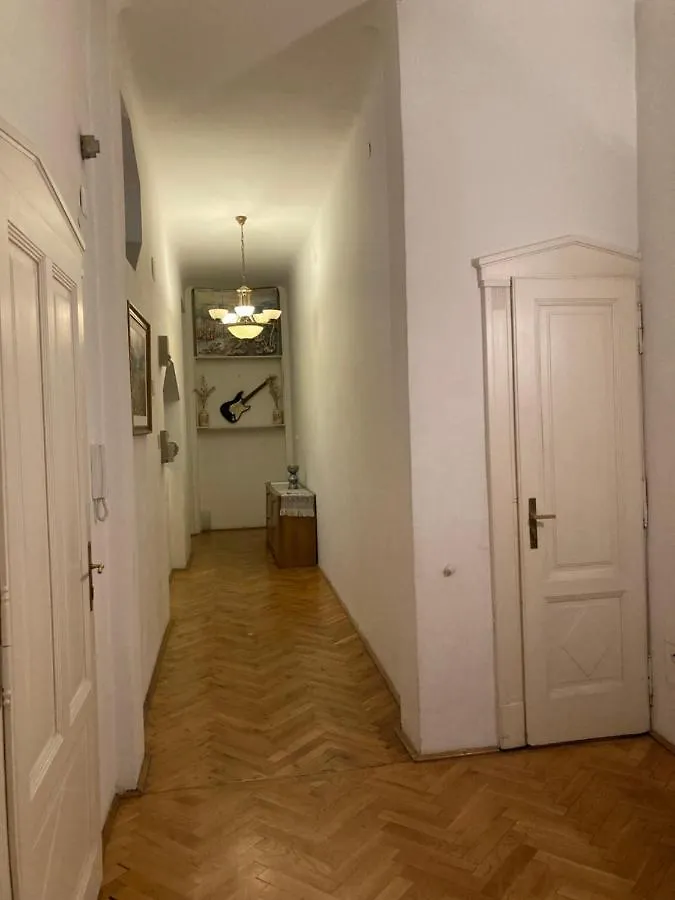 Апартаменты Elegance In The Heart Будапешт Венгрия